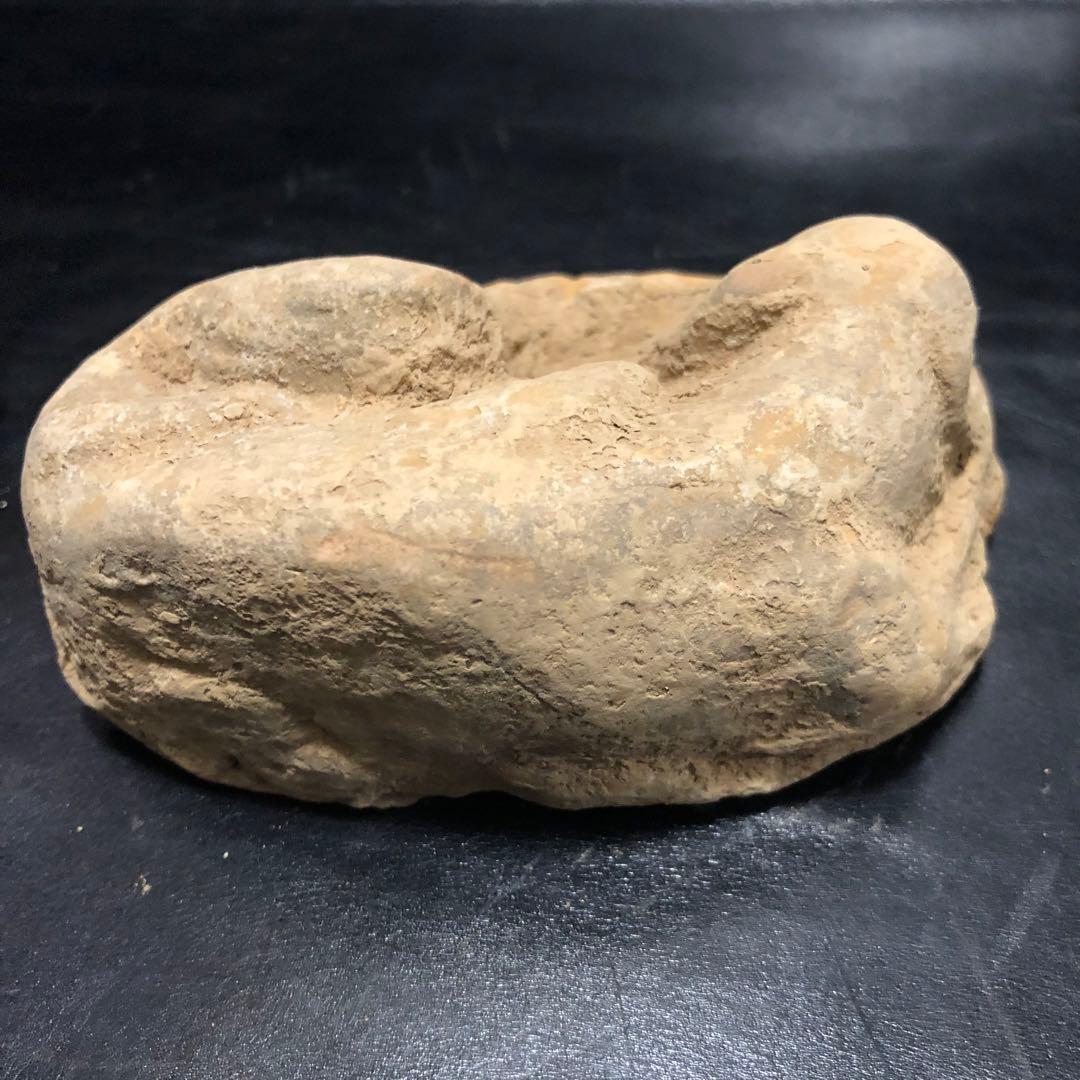 蔵から中国古銭と一緒の箱から出てきた 5体の内の1体　 犬イヌ中国古美術土器