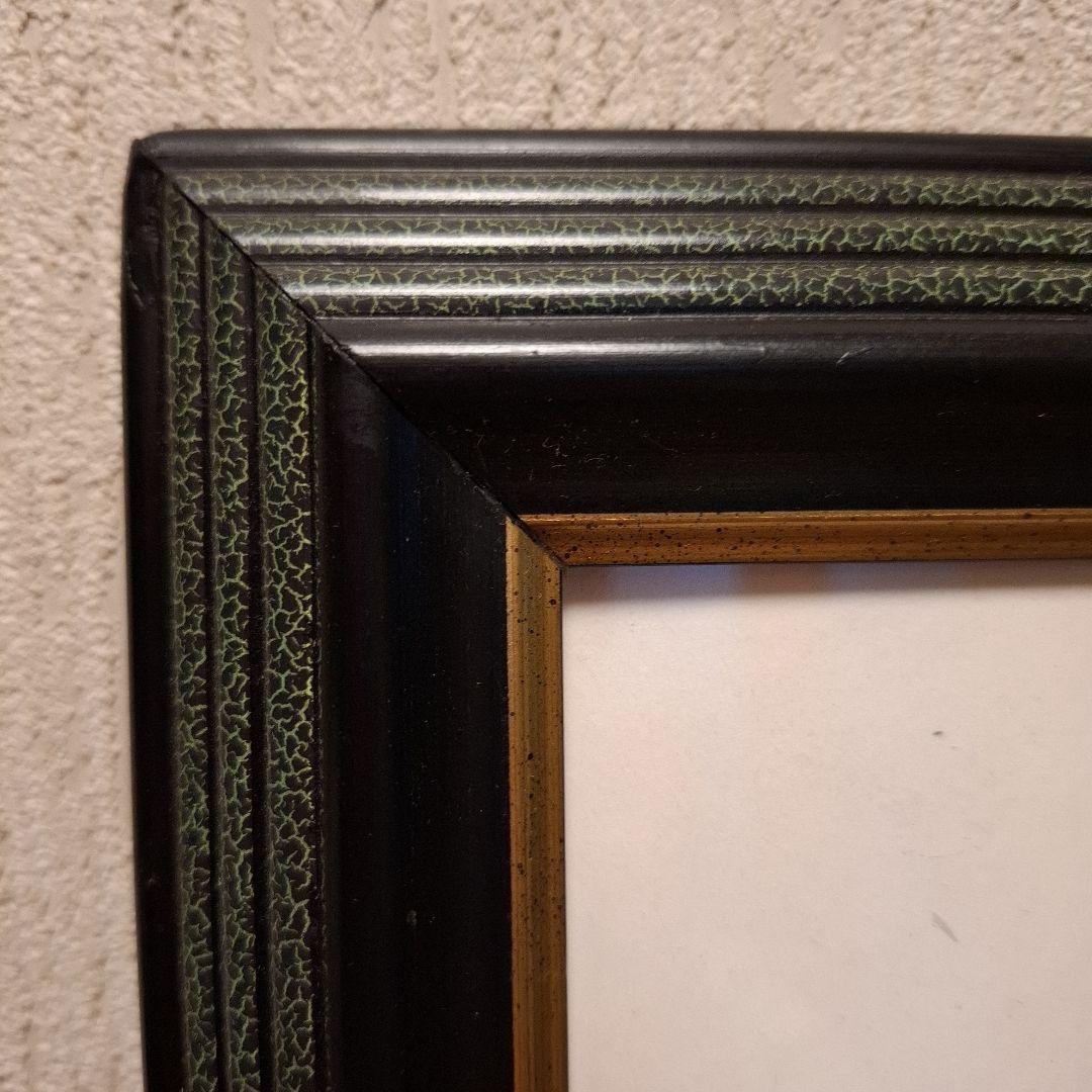 黒い木製額縁　黄緑色ひび割れ加工85.8×109.8 　厚み2.5㎝ 水彩画額縁