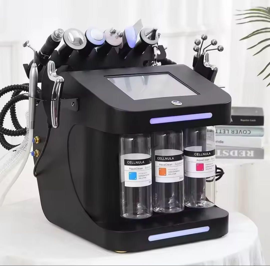 ハイドラフェイシャル　SNSで話題となってるウオターピーリング機　10個機能