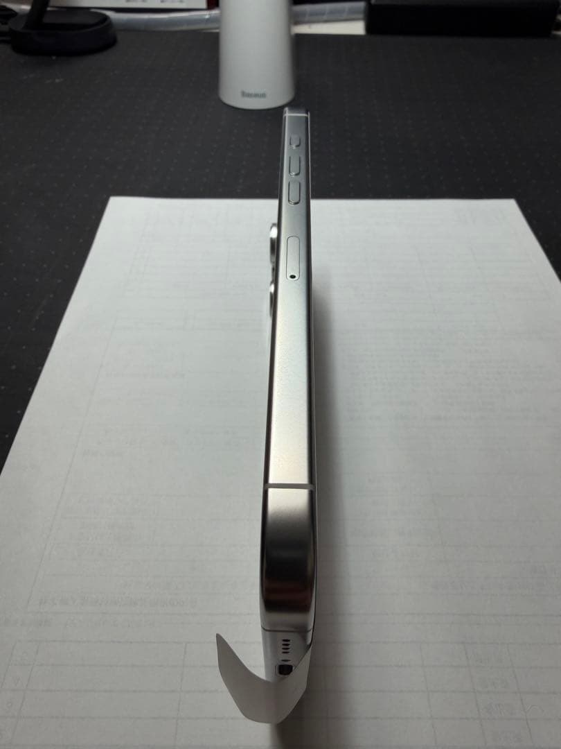 Apple iPhone 16 Pro Max 256GB ホワイトチタニウム