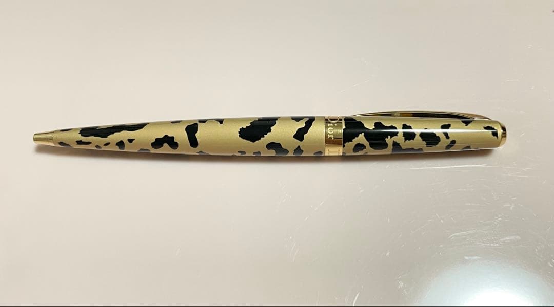 Diorボールペン