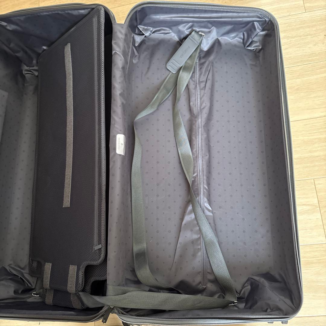 (美品)RIMOWAリモワ　ESSENTIAL トランク プラス キャリーケース