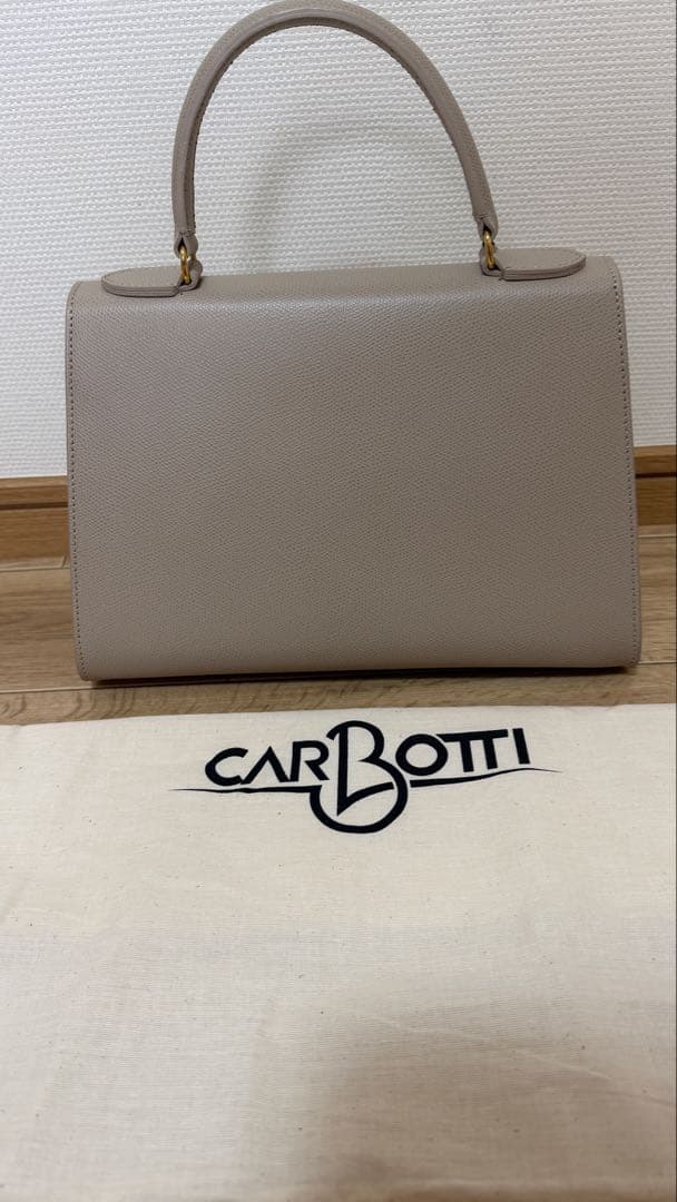 CARBOTTI ハンドバッグ　TAUPE
