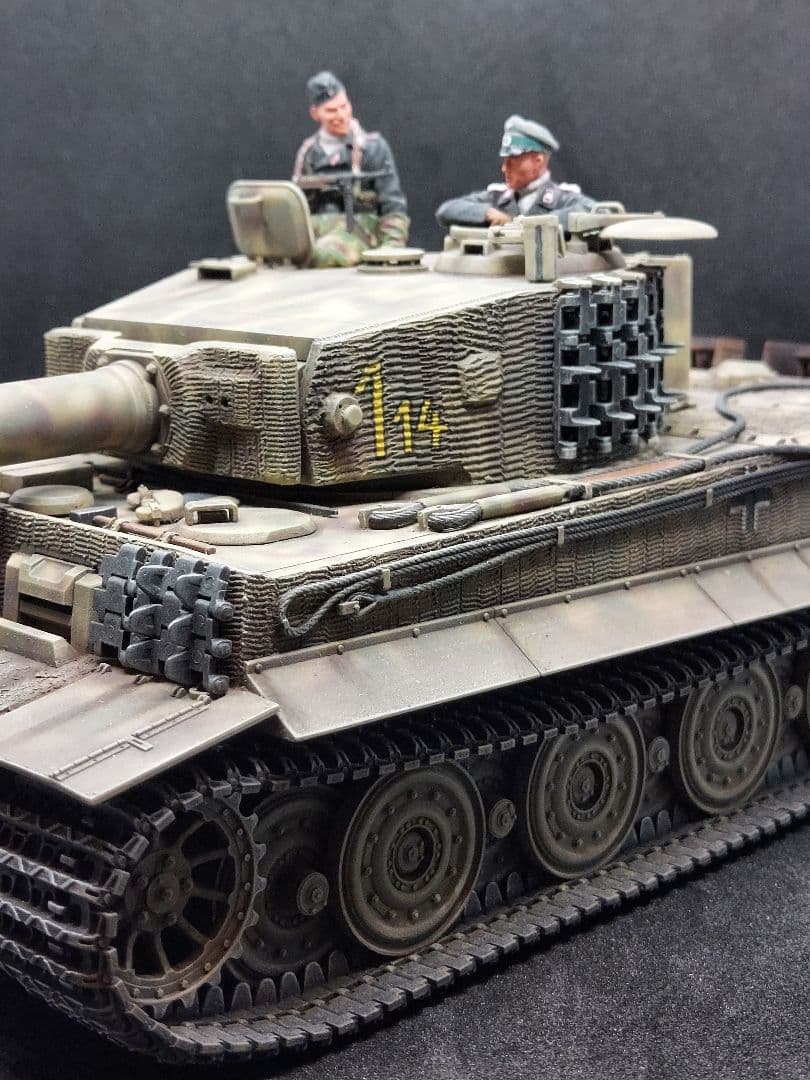 タミヤ 1/35 プラモデル ドイツ軍戦車 タイガーI後期型 完成品