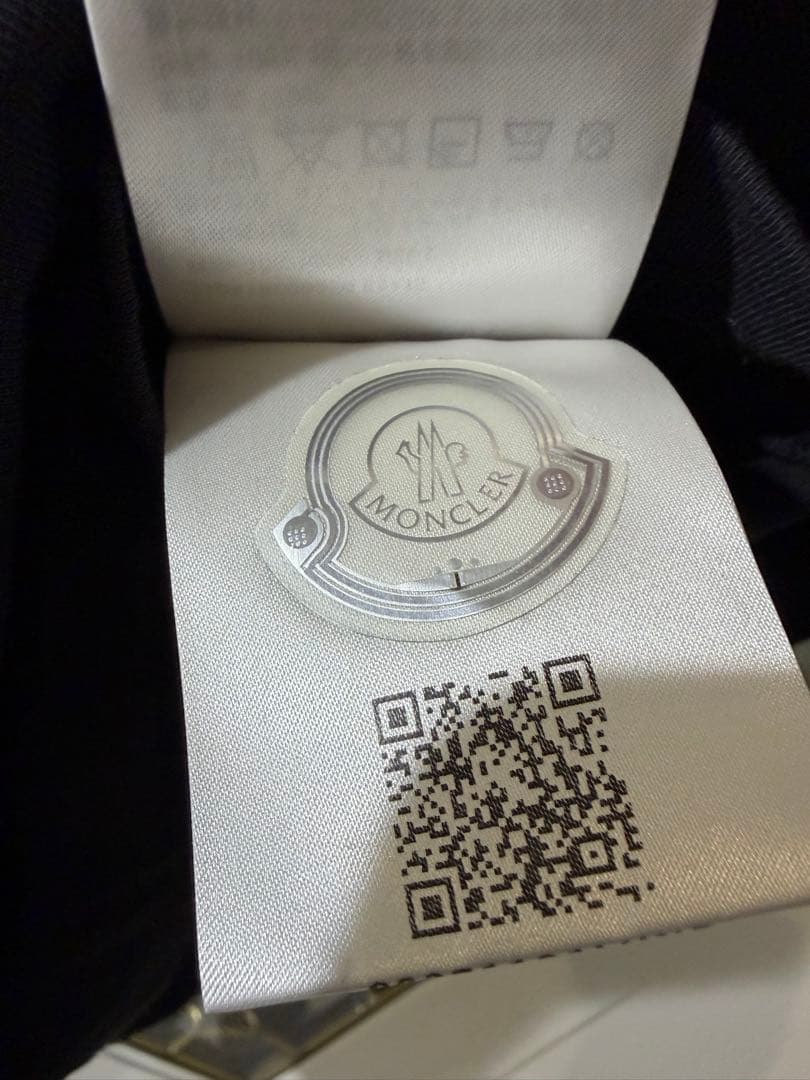 Moncler Tシャツ