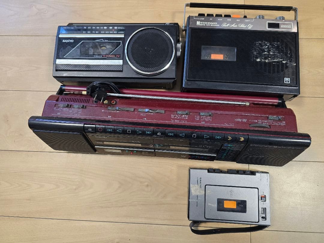 昭和レトロラジカセ、ラジオ、ジャンク