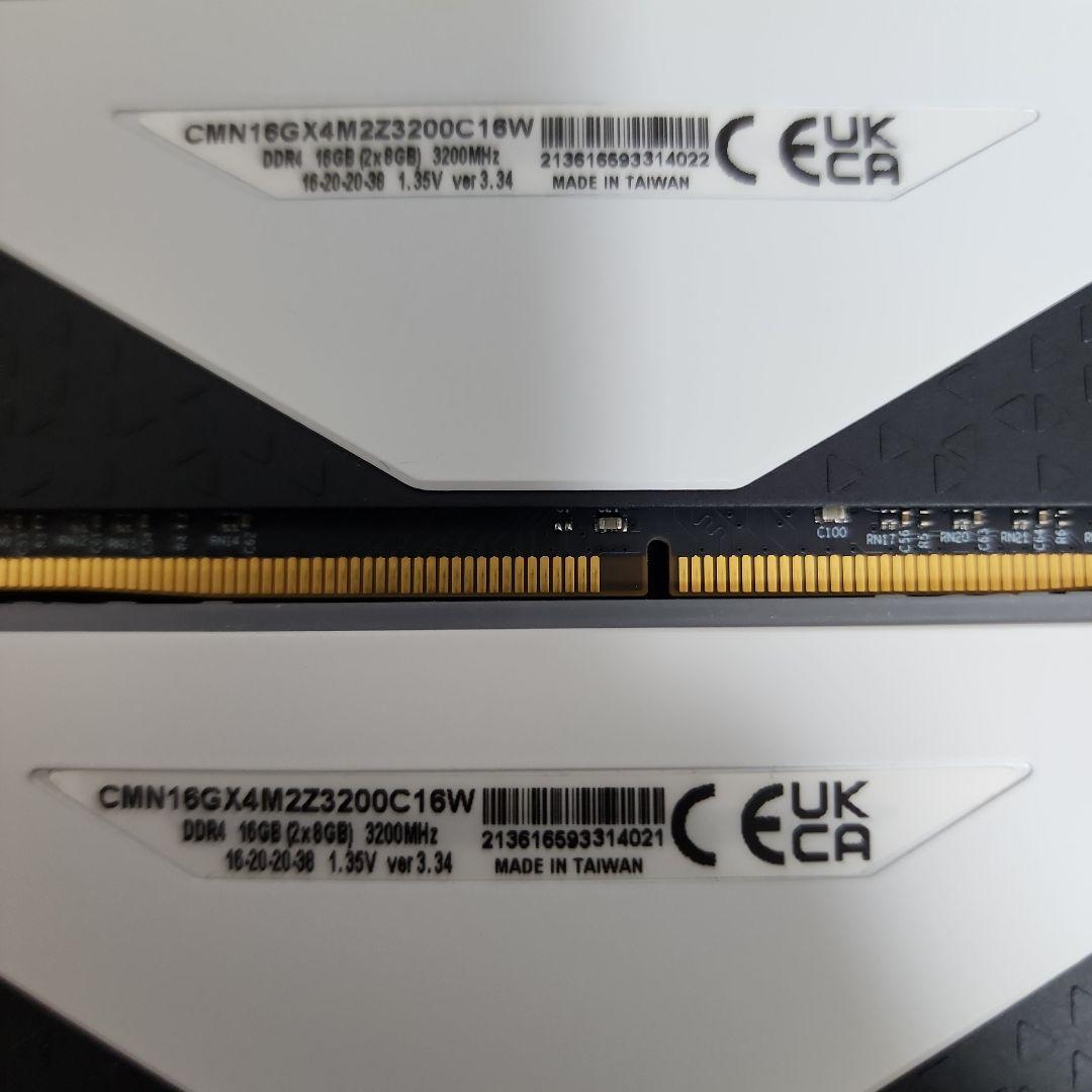 メモリー Vengeance CMN16GX4M2Z3200C16W 16GB