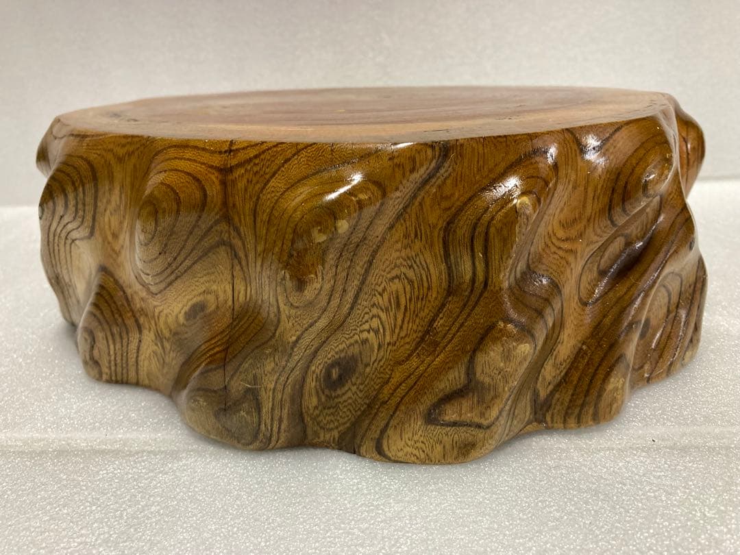 木製花台座、光沢仕上げ 自然木目の台座