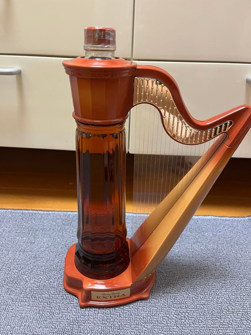 サントリー ブランデー EXTRA 600ml ハープ型ボトル