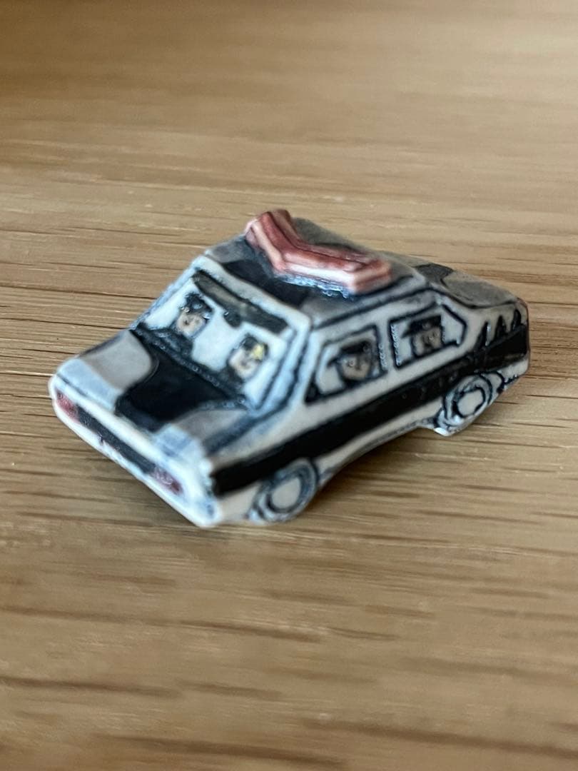 陶器製クルマの置物4点セット