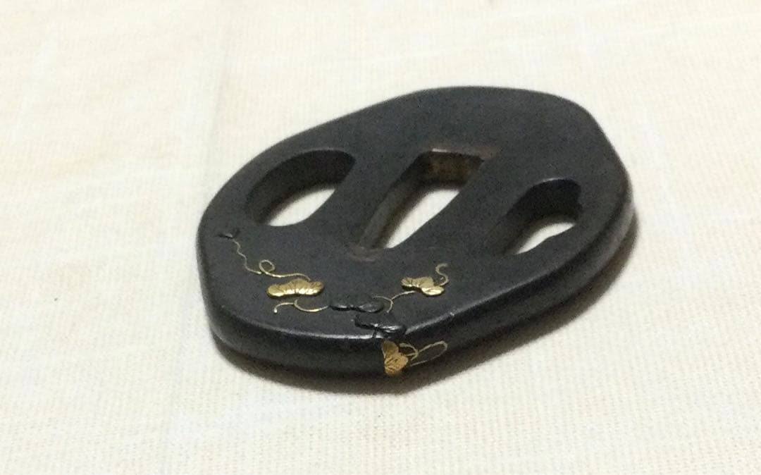 刀装具　日本刀　骨董品　武具　金　象嵌　鍔　銘有 名工 直行