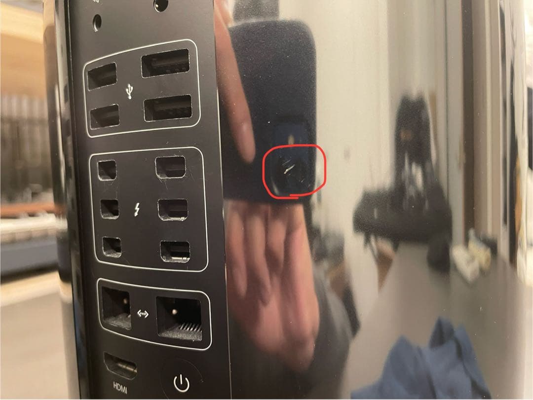 Apple Mac Pro 2013 本体