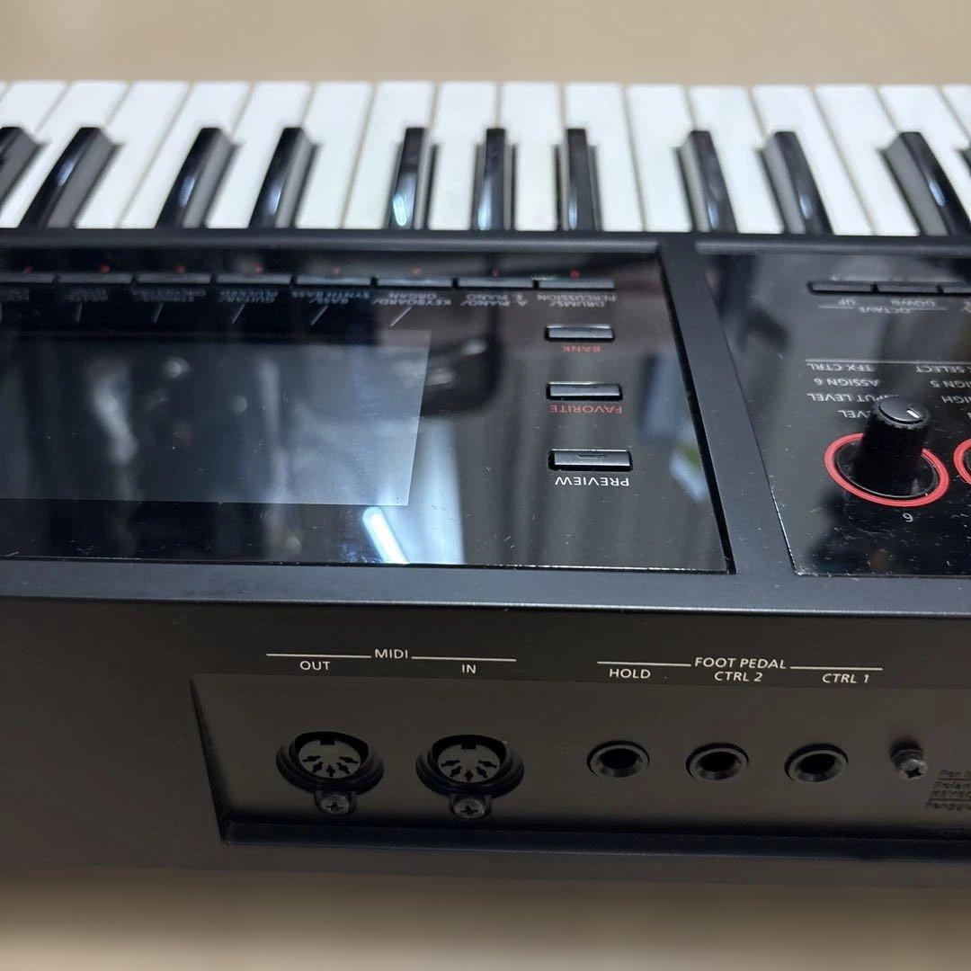 Roland FA-06 シンセサイザー 美品