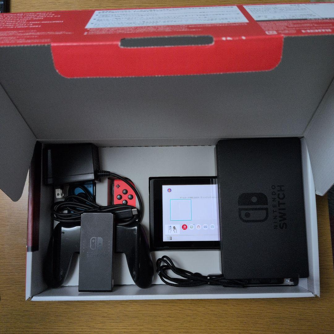 Nintendo Switch 本体＋おまけ【HDMIケーブルは付きません】