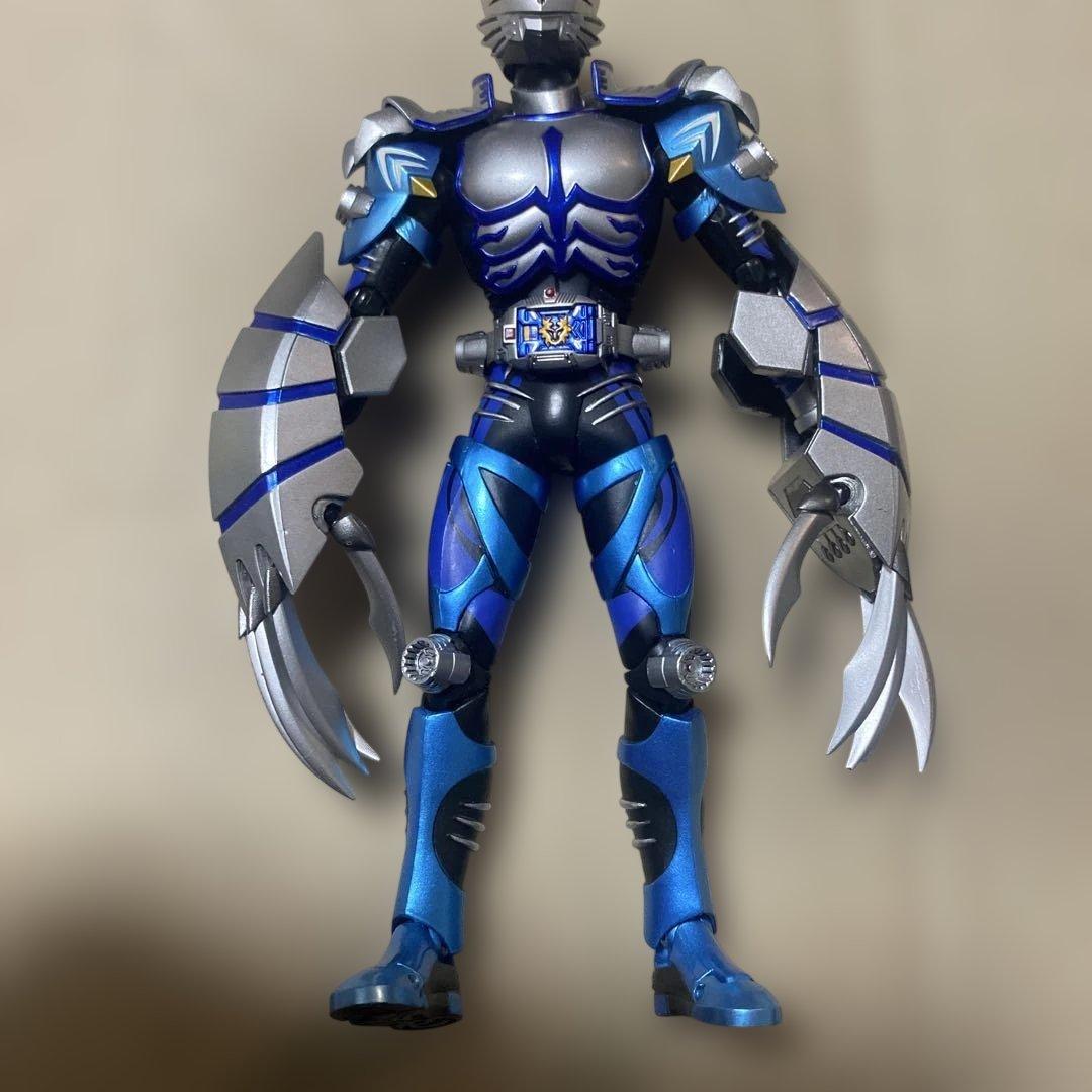 S.H.フィギュアーツ　仮面ライダータイガ　アビス　パーツ入れ替え