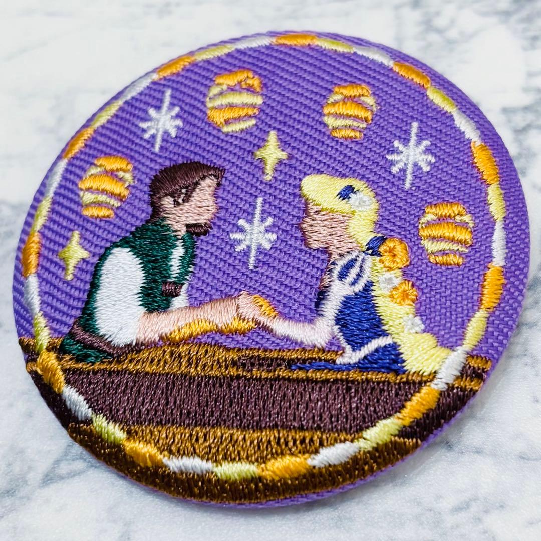 ディズニー 刺繍缶バッジ