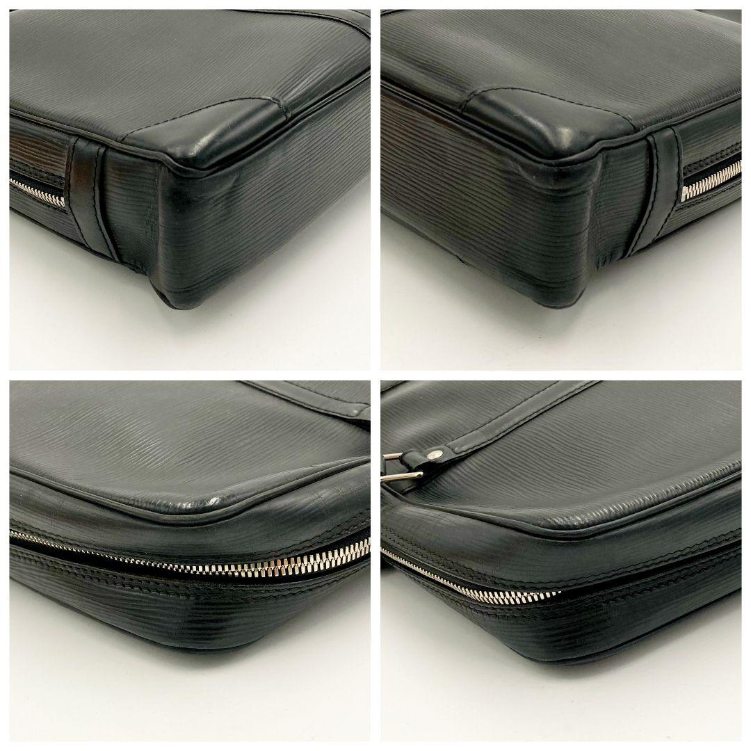 正規品 ルイヴィトン エピ ポルトドキュマン ヴォワヤージュ ビジネスバッグ