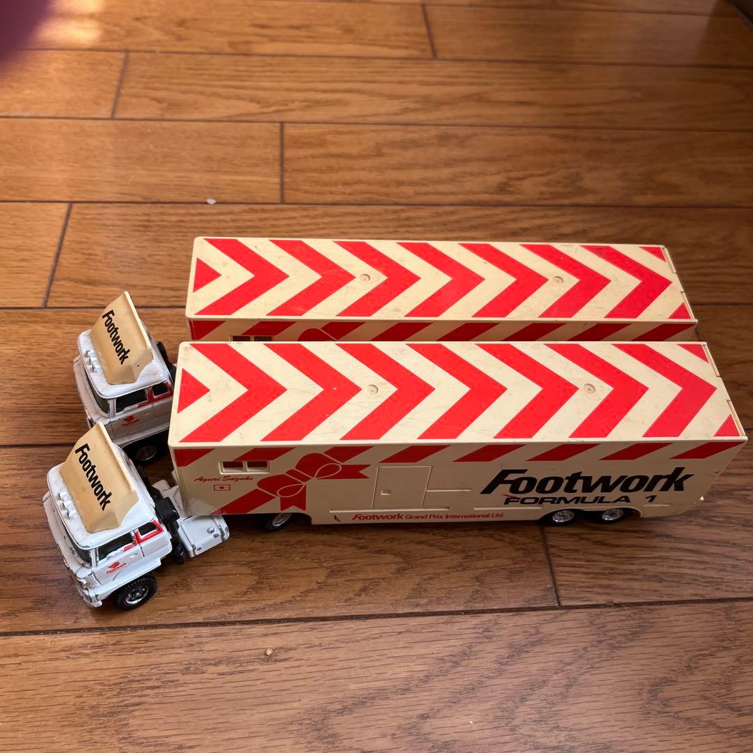 中古　トミカ　フットワークトレーラー F1 1/60 2台セット