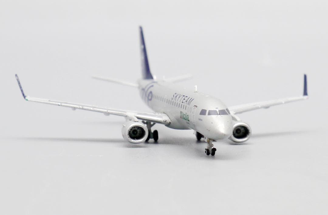 アリタリア・シティライナー ERJ-190 EI-RND 1/400