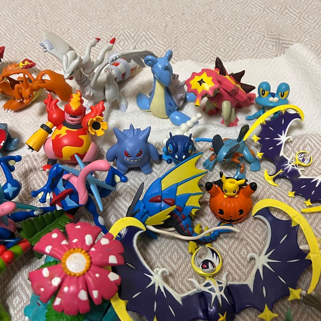 H*i様 ポケモン　モンコレ　ガチャガチャ　フィギュア　まとめ売り