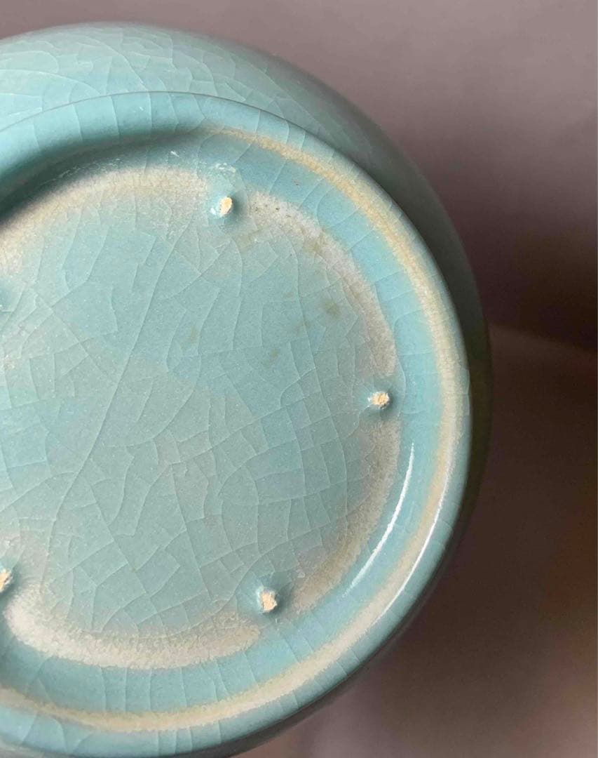 中国 横筋のある瓶　u6230950