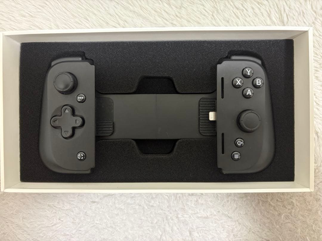 【コントローラー/RAZER】KISHI V2 ライトニング