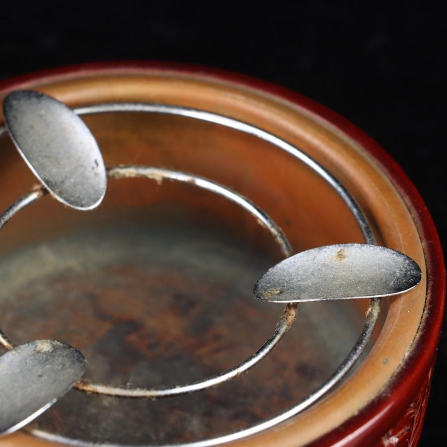 Y3272-5 彫師 渡辺明泉 朱塗 山水文 煙草盆組揃 共箱　　MM