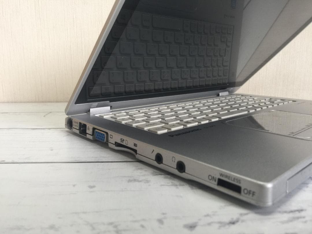 パナソニック CF-AX3 11.6型高解像度 軽量コンパクト ノートパソコン