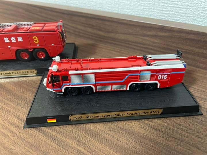デルプラド社製・世界の消防車コレクション✿︎64体フルコンプ✿︎