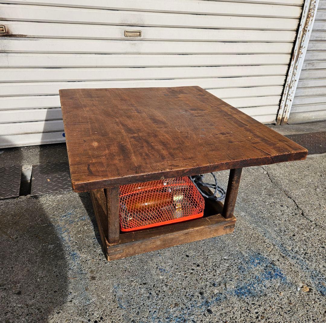 ジャパンアンティーク 古い櫓炬燵 レトロ 無垢材 天板 ヒーターユニット付き
