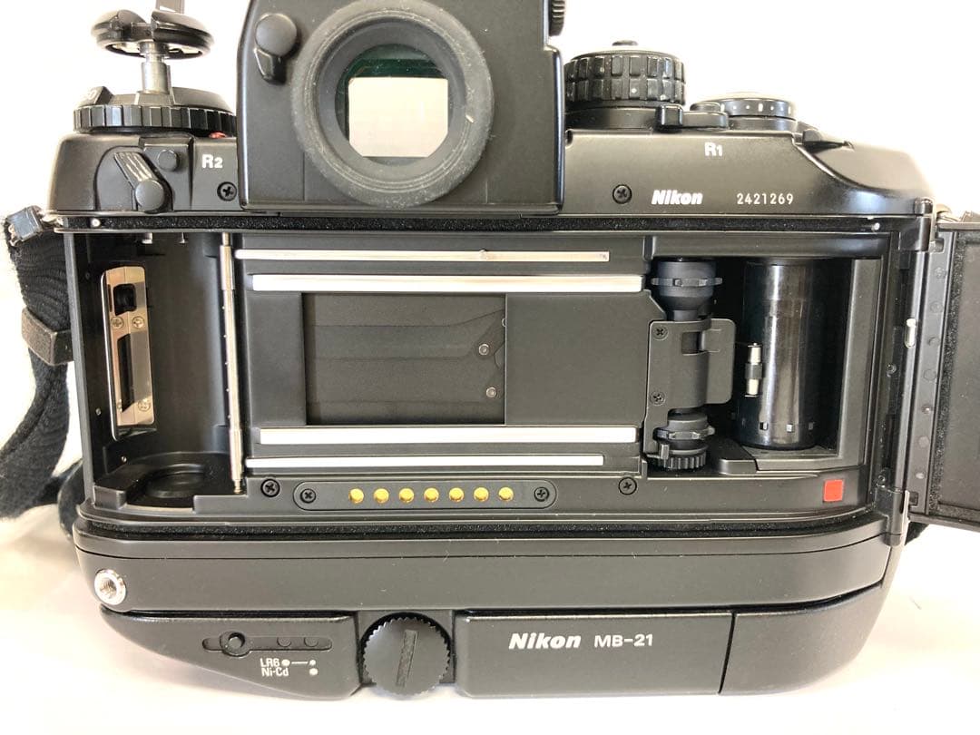 Nikon ニコン F4 一眼レフフィルムカメラ ＋ MB-21