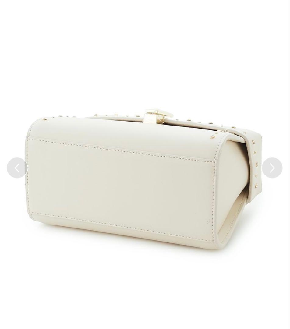 セルフォード　リュタン　ビジュースタッズポシェット　Mサイズ　アイボリー