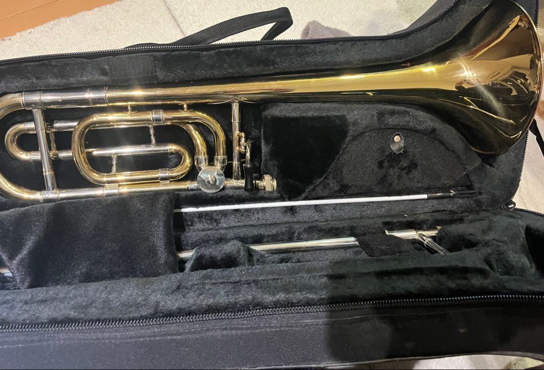n品　J.MICHAEL トロンボーン　ケース付き