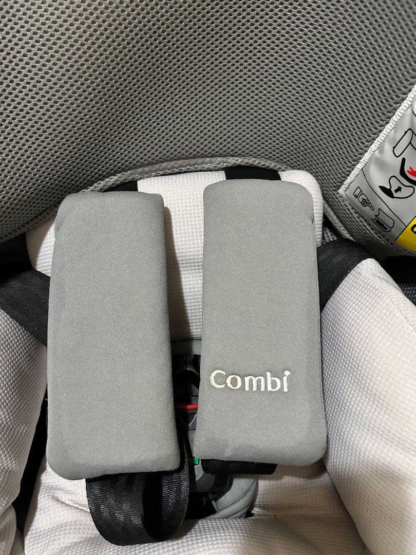 コンビ　クルムーヴスマートISOFIX