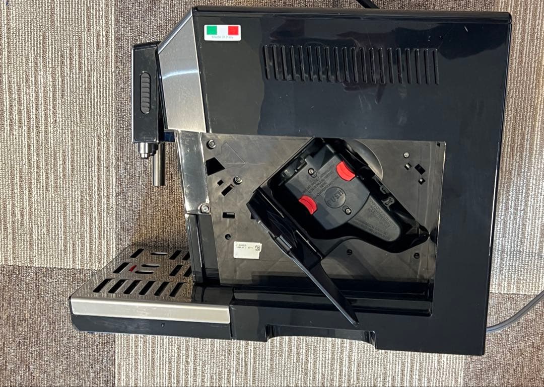 デロンギ　エレッタカプチーノトップ　ECAM45760B 全自動コーヒーマシン