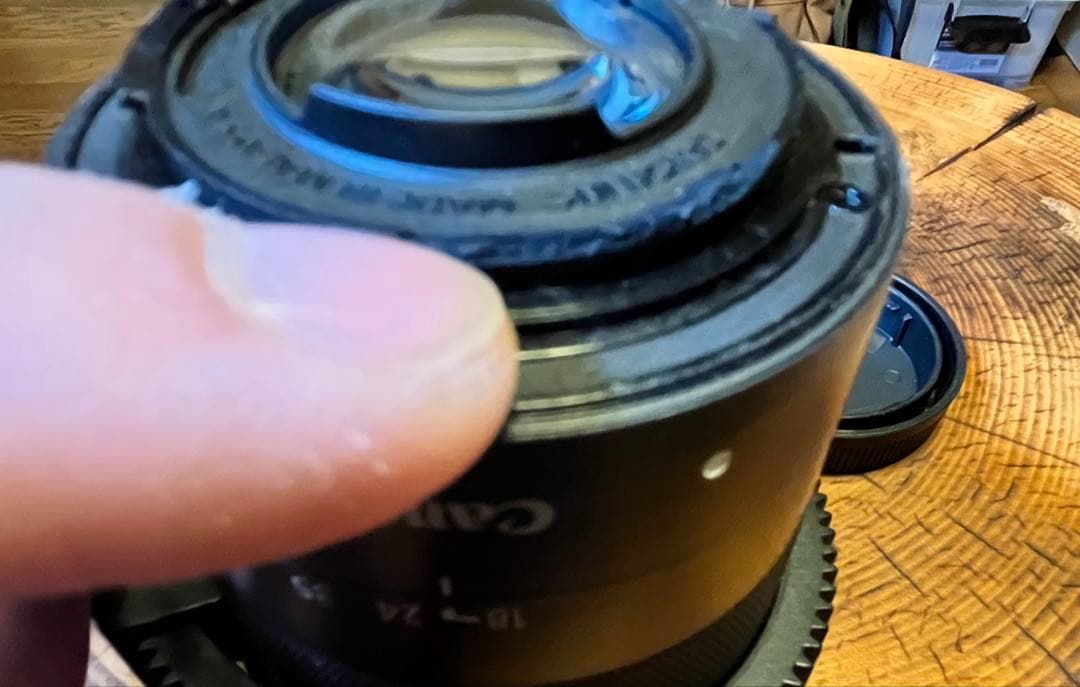 【ジャンク】Canon 18-150mm ズームレンズ　ef-m 55mm