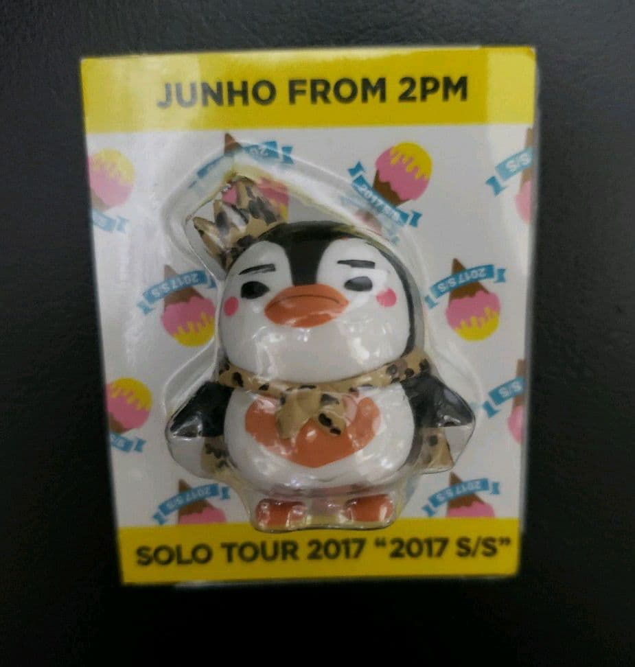 2PM ジュノ JUNHO ペンペンフィギュア