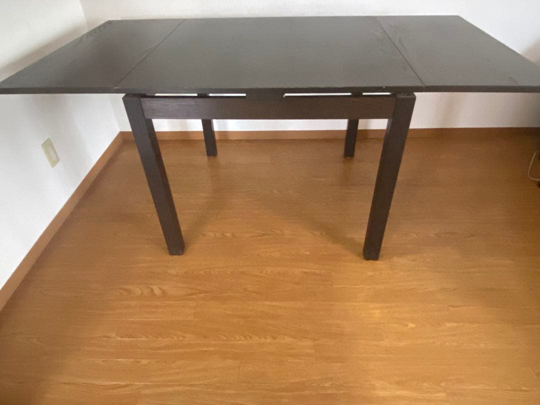 【直接引取で値引あり】IKEA イケア　伸長式ダイニングテーブル　BJURSTA
