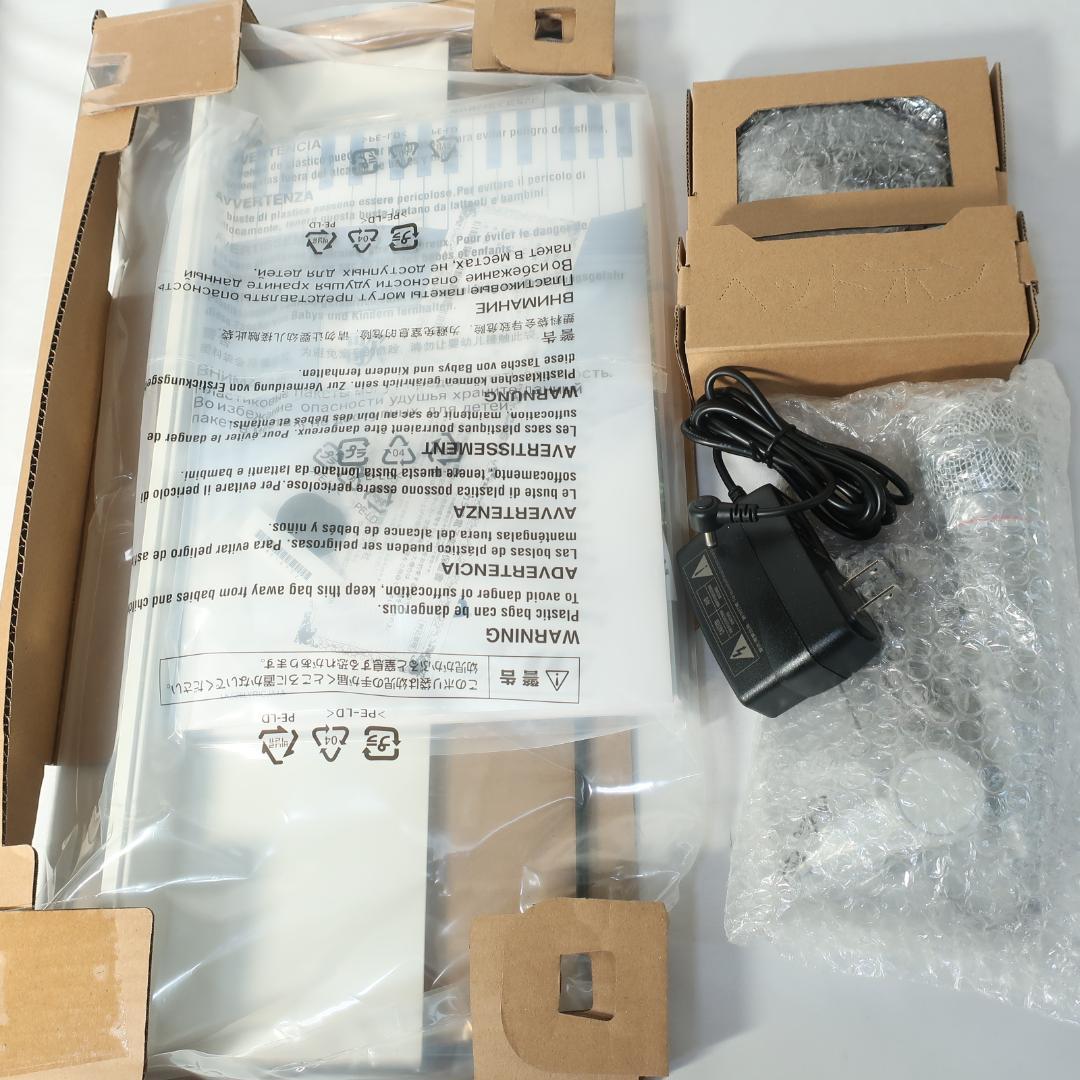 CASIO LK-526 光ナビゲーション キーボード 2022年製 61鍵盤