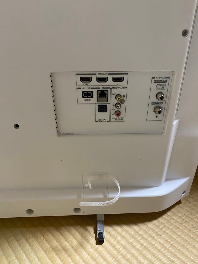 白フレーム TOSHIBA REGZA 4K液晶テレビ40インチ ♪