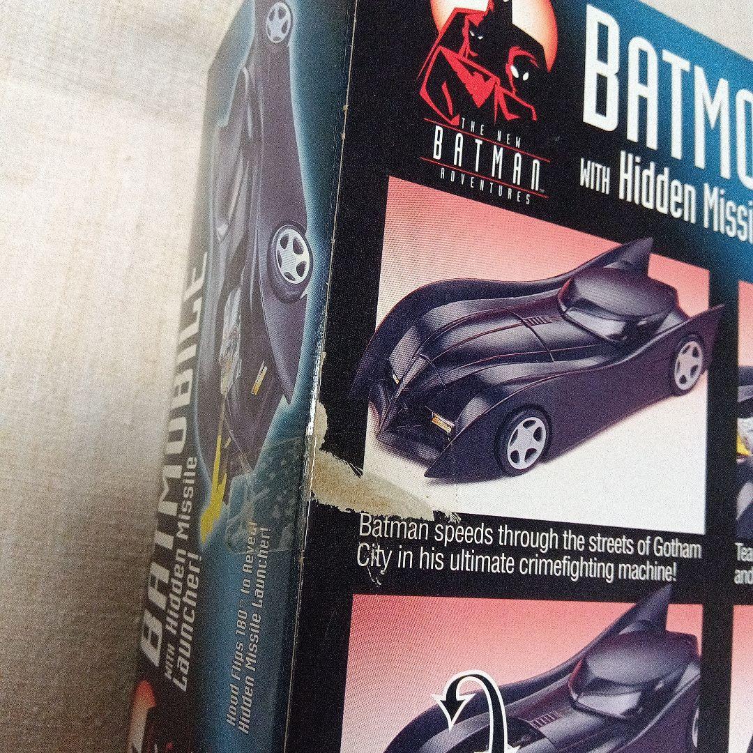 ミニカー BATMOBILE with Hidden Missile Launcher
