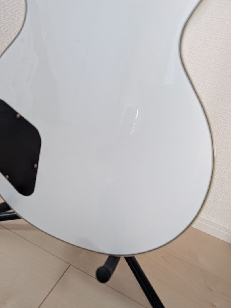 Epiphone Les Paul Custom　Alpine White