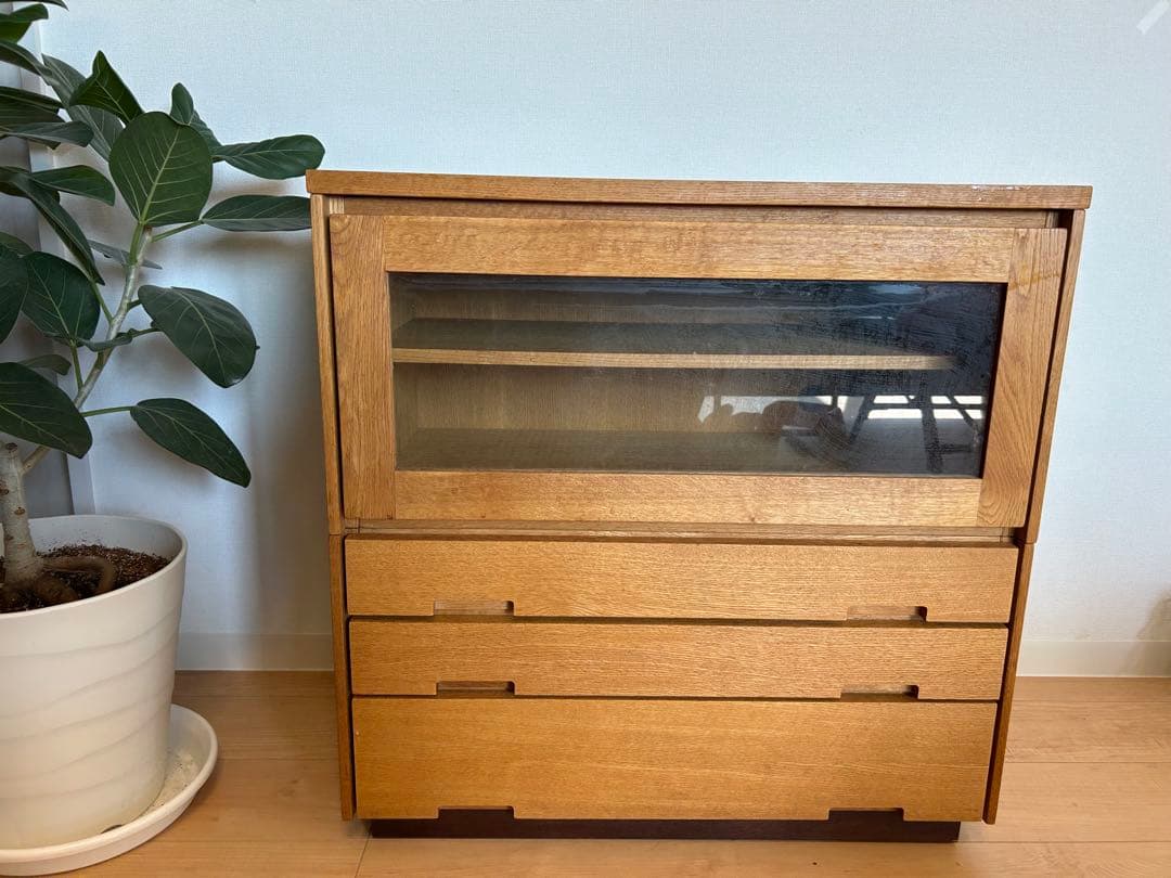 関家具 木製キャビネット W70×D40×H70 ガラス扉付き