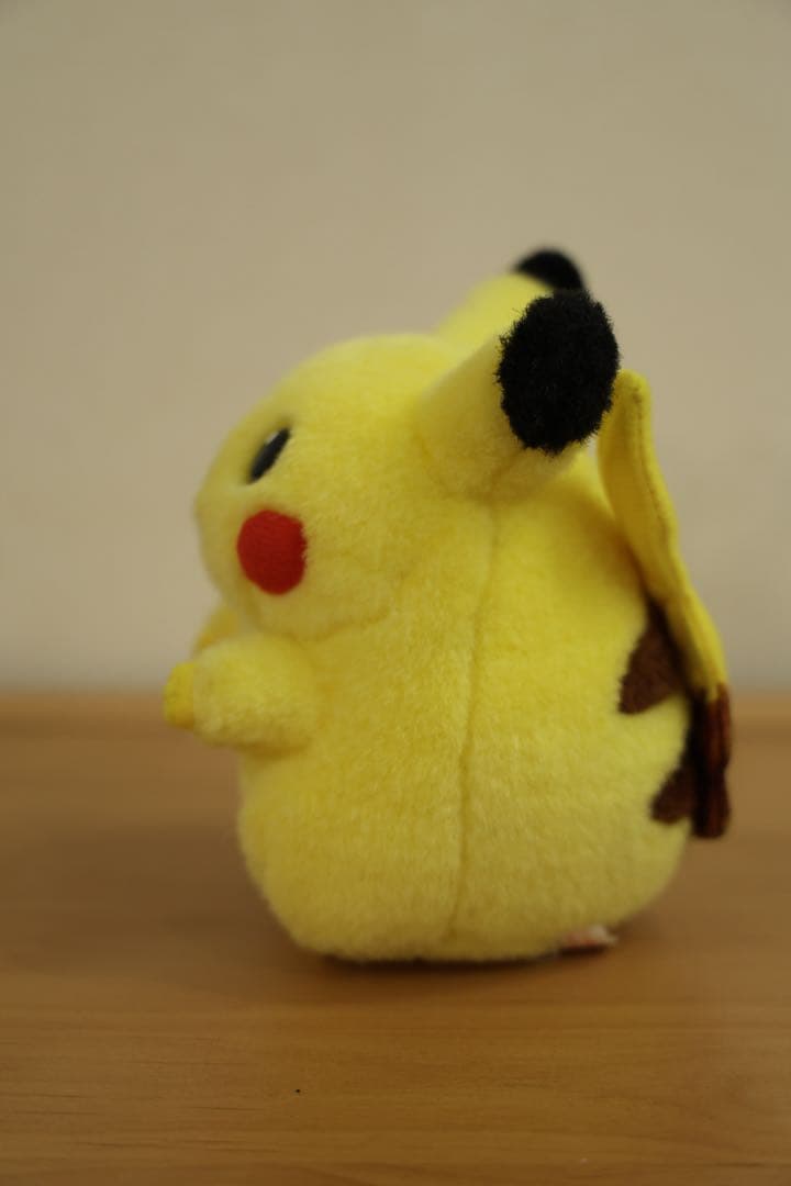 ポケモン TOMY ピカチュウ ぬいぐるみ 初期ピカ①