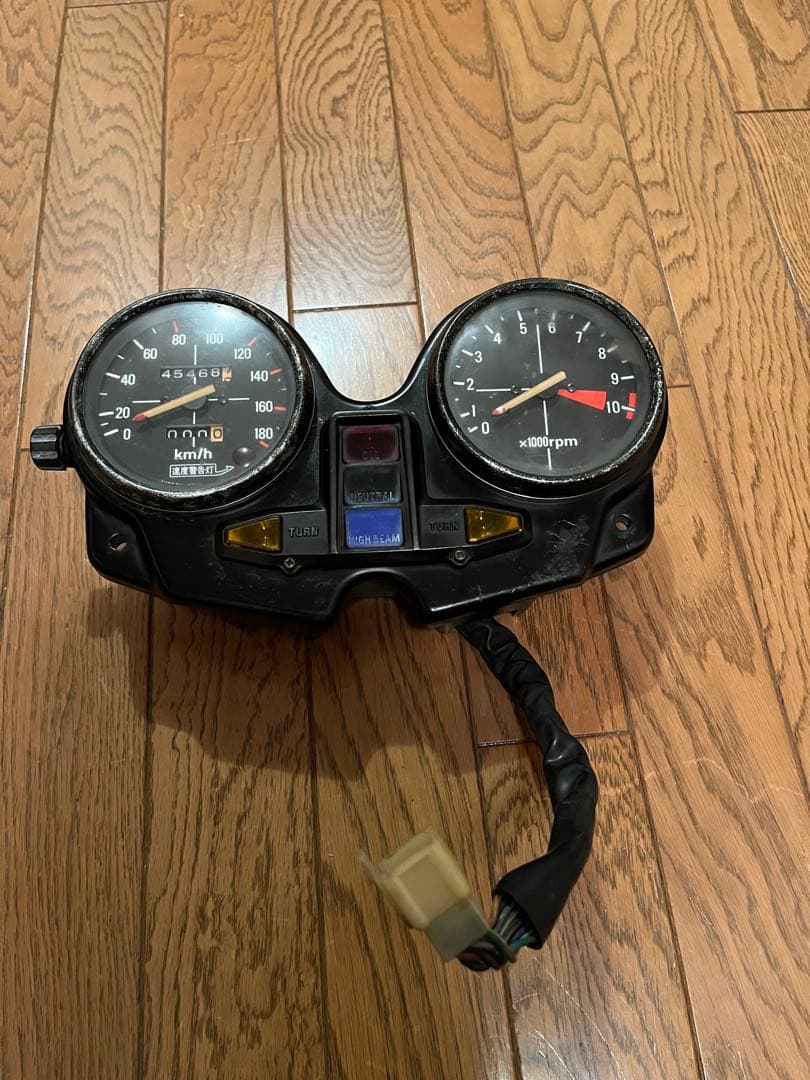 cb750fメーター