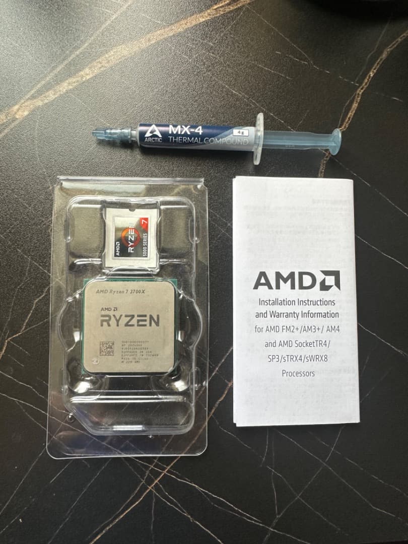 [オマケ付] AMD Ryzen 7 3700X CPU 本体