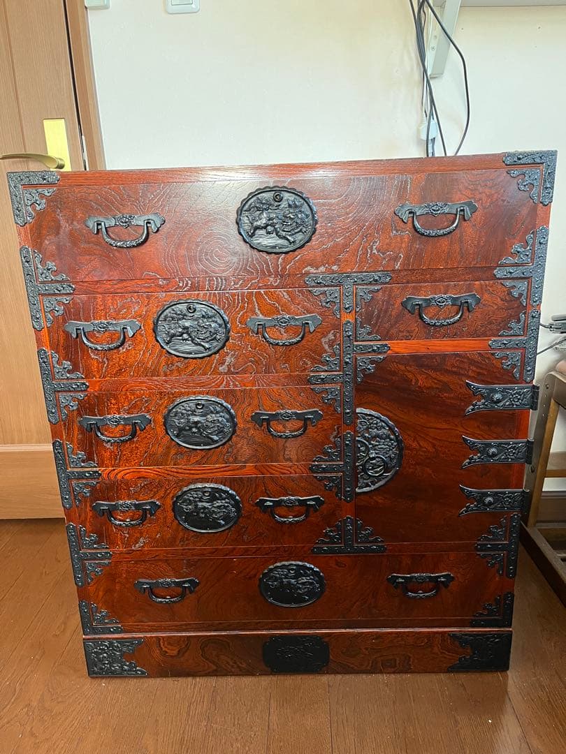 日本の伝統的木製タンス　箪笥　和モダン収納　美品