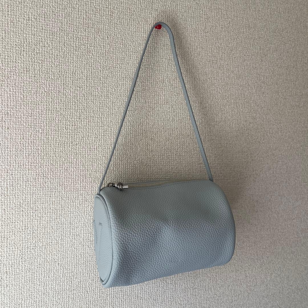 バッグ VASIC Bivi
