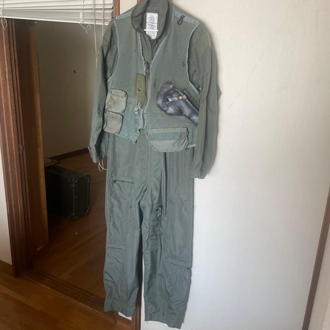 CWU-27/P サバイバルベスト付き