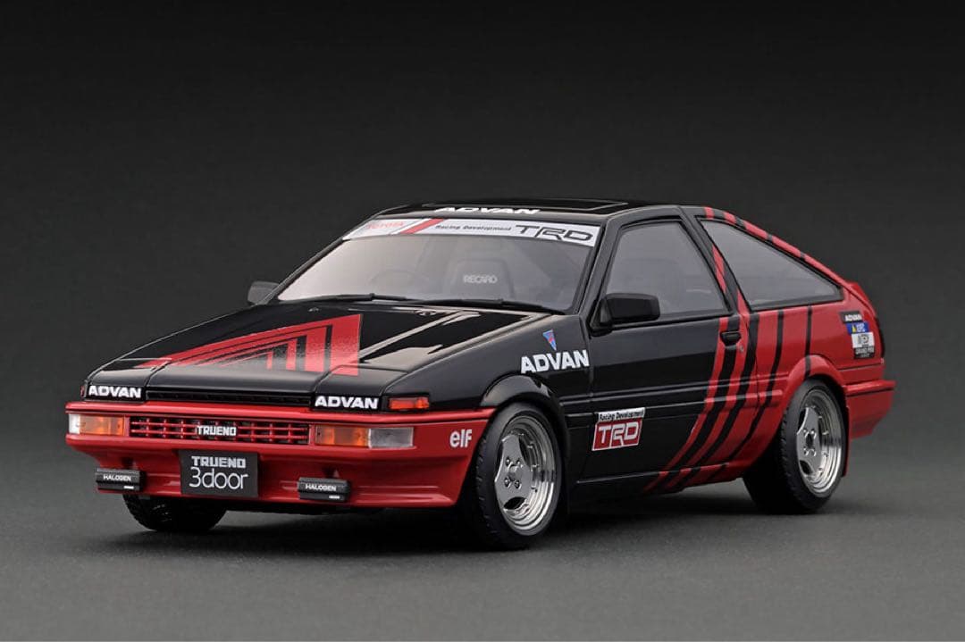 1/18 イグニッションモデル AE86 トレノ ADVAN ignition